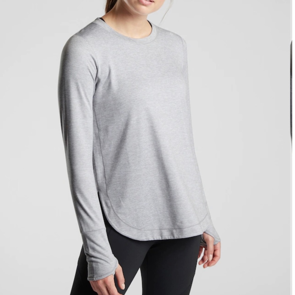 Athleta uptempo long sleeve top
